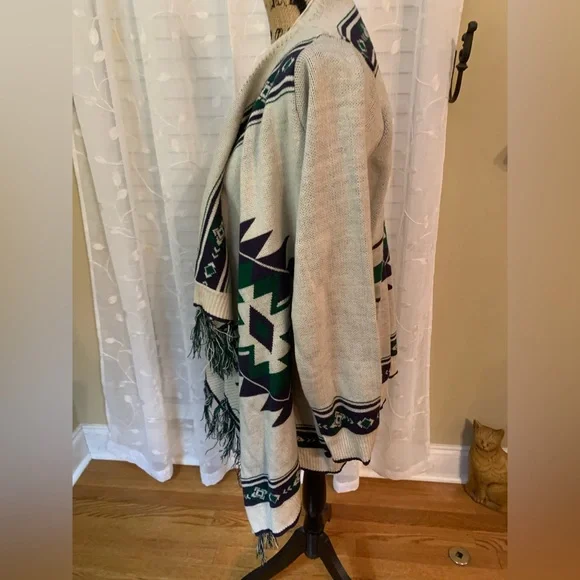 Bo Bel Beige with Dark Green and Purple Fringe Cardigan Sweeter NWT - Picture 3 of 12